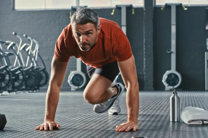 Consejos fitness para hombres adultos - menshealth