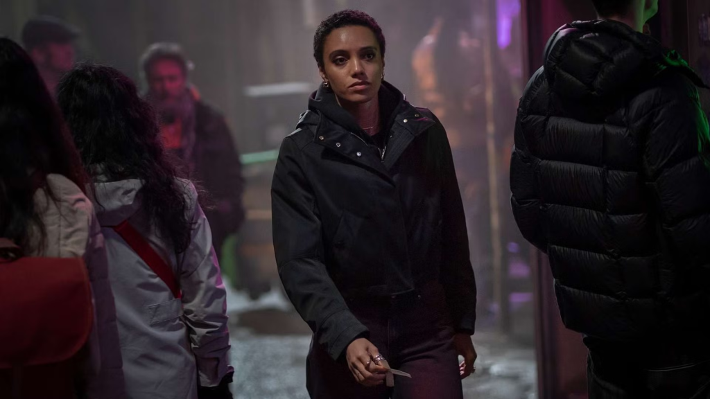Maisie Richardson-Sellers interpreta a Olive