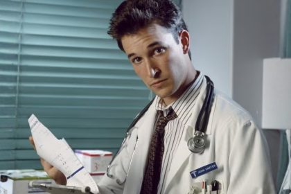 Noah Wyle series