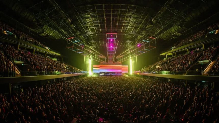 Soda Stereo en el Movistar Arena junto a un holograma de Gustavo Cerati