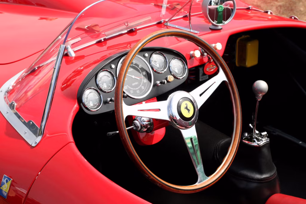 auto boda Charles Leclerc