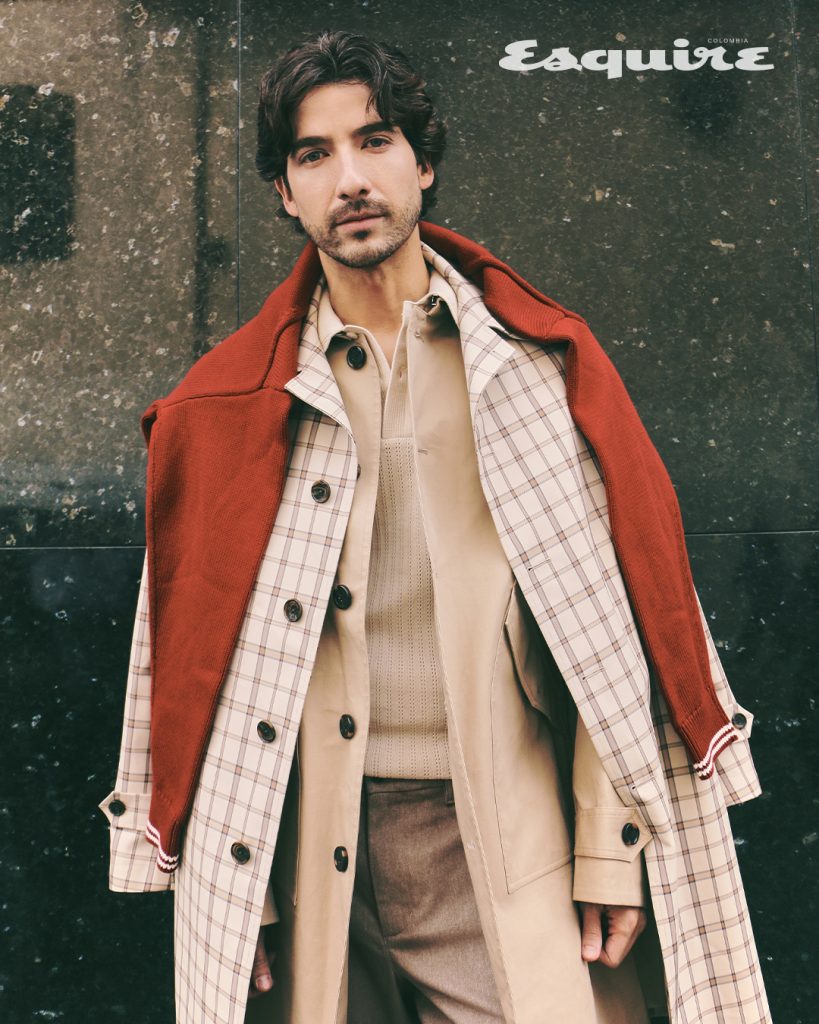 Carlos Torres looks Tommy Hilfiger