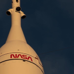 Cohete de la Nasa en el espacio