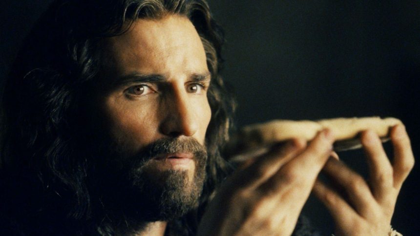 Jim Caviezel como Jesús en La Pasión de Cristo
