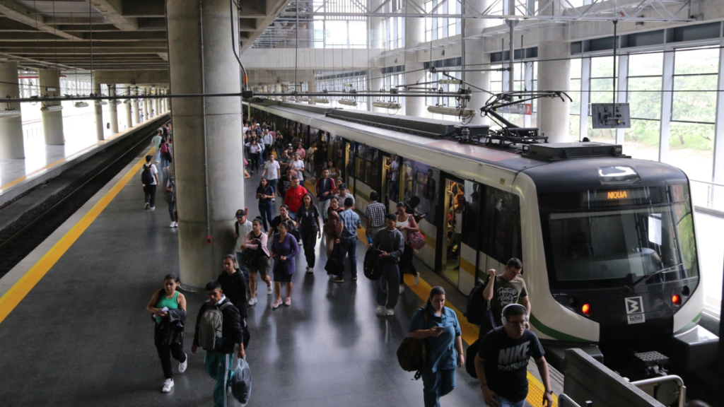 Ryan Castro, Medellín Metro