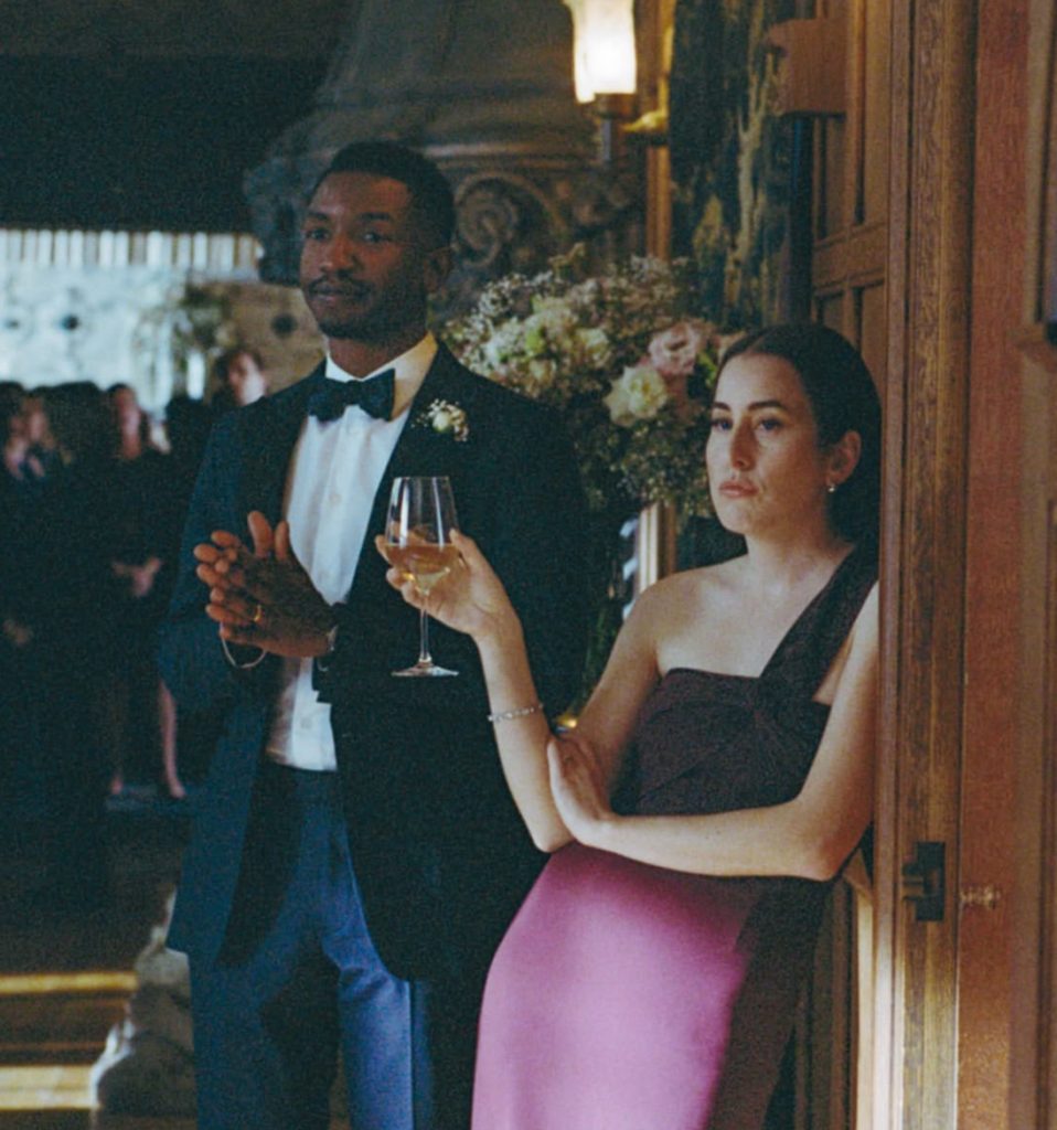 Mamoudou Athie y Alana Haim