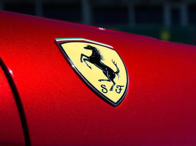 Ferrari Luce 2026