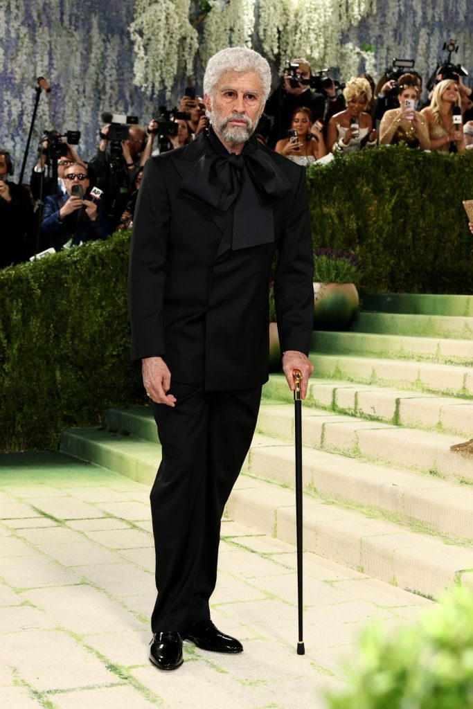 Bad Bunny como viejito en la met Gala 2026