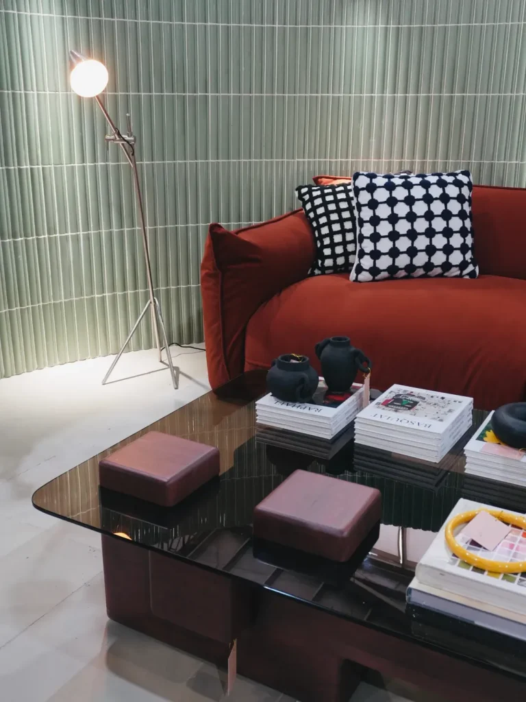 sala con azulejos