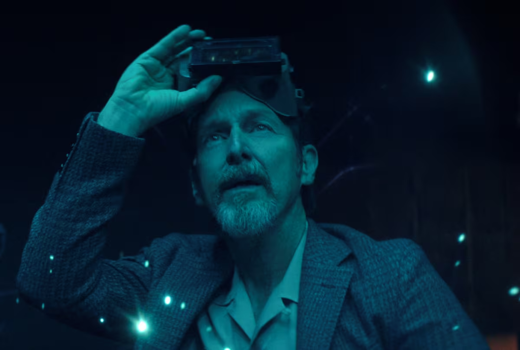 Denis O’Hare como Wally