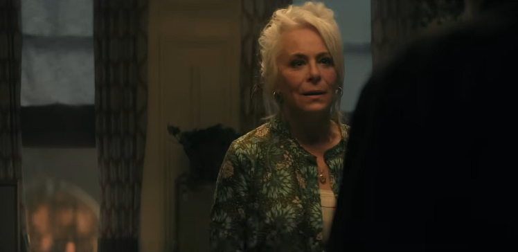 Jane Kaczmarek como Lily