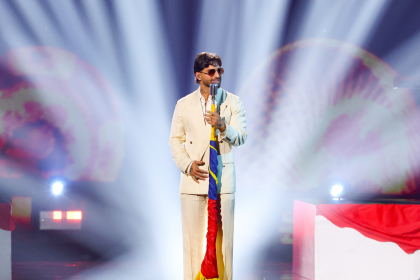 nuevo look de Maluma