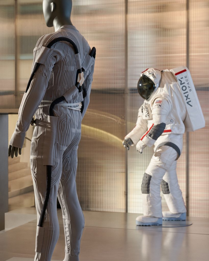 Prada y Axiom Space, traje espacial lunar