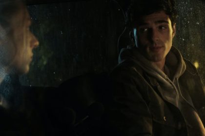 Jacob Elordi como Nate Jacob