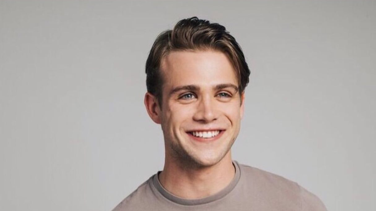Leo Woodall será Halvard