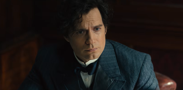 Henry Cavill como Sherlock Holmes