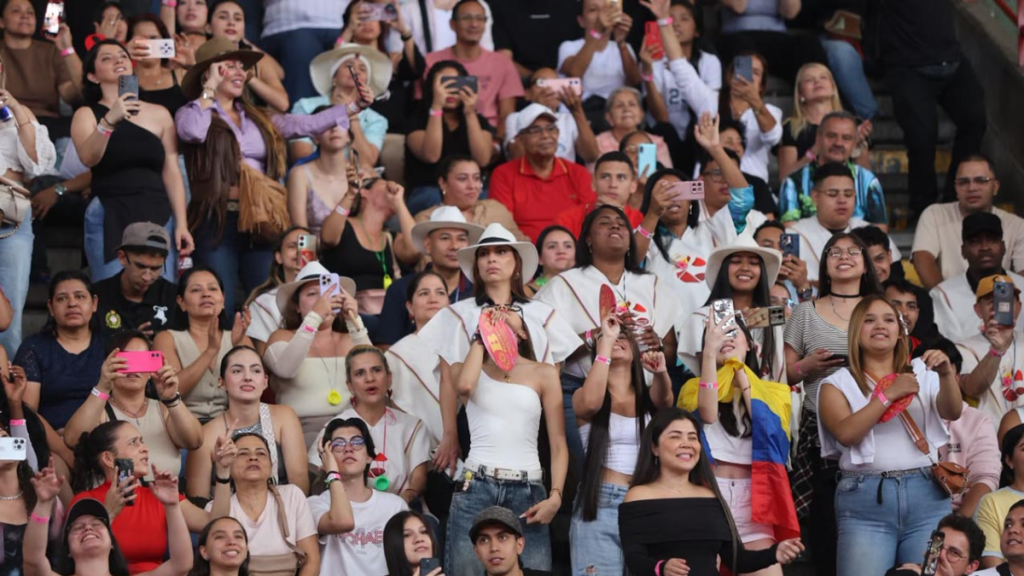 Asistentes de Colombia, Medellin te quiere