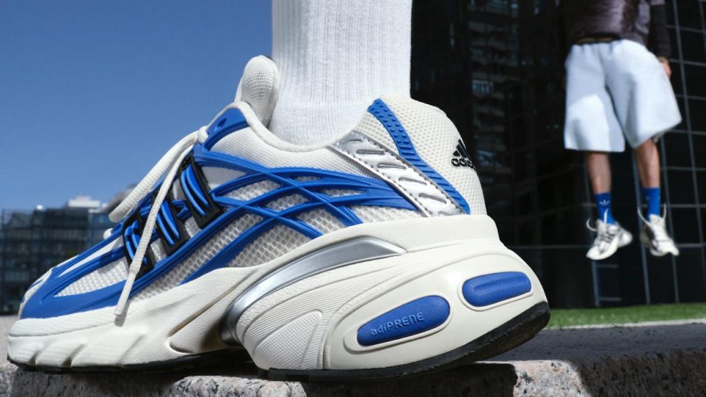 adidas ADISTAR