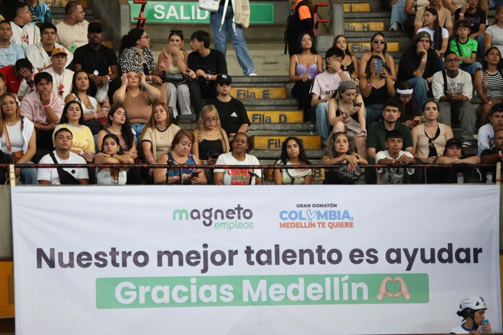 "Colombia, Medellín Te Quiere" 