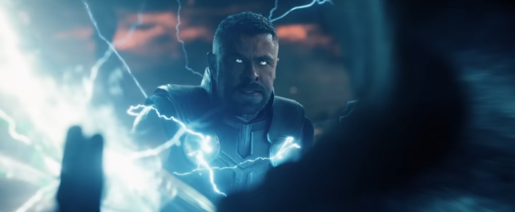 Thor peleando contra Doom